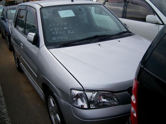 2001 Mazda Demio