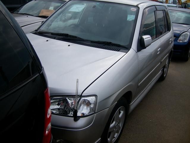 2001 Mazda Demio