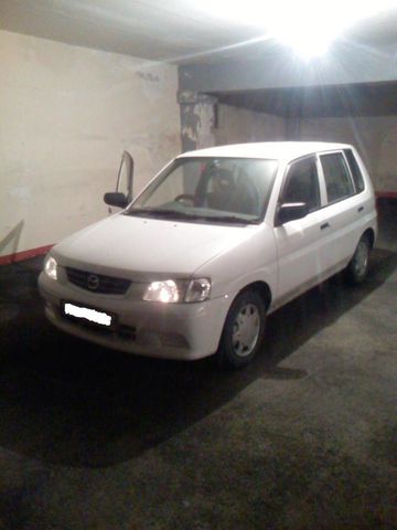 2001 Mazda Demio