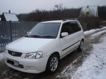 2001 Mazda Demio