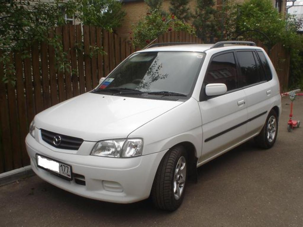 2001 Mazda Demio