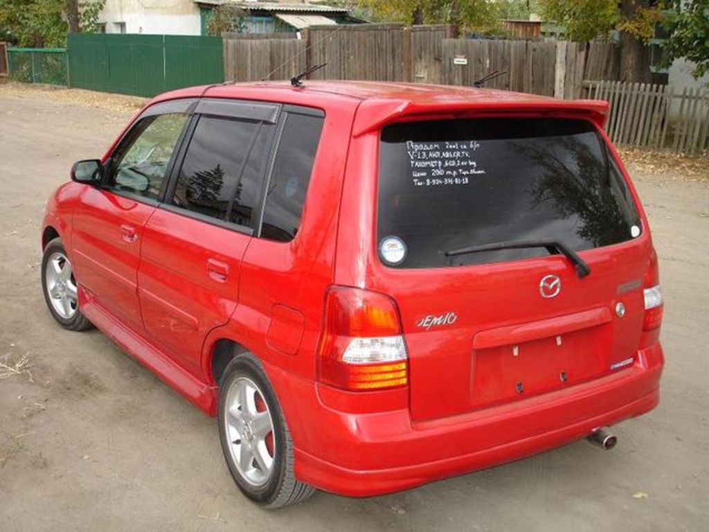 2001 Mazda Demio