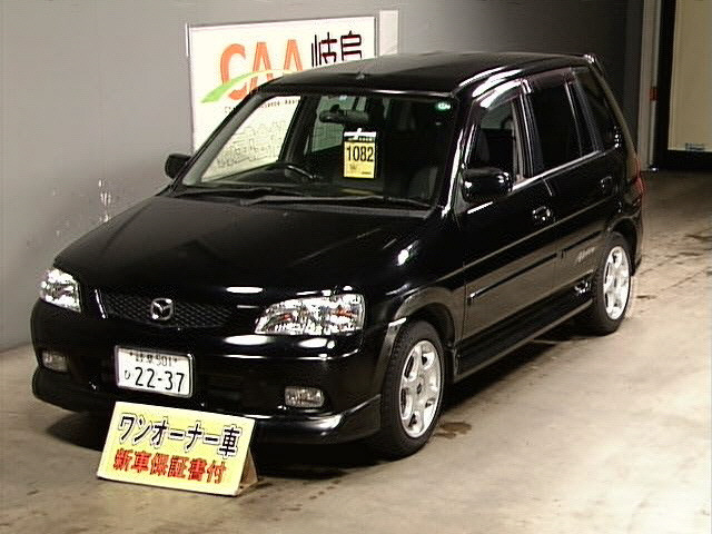 2001 Mazda Demio Photos