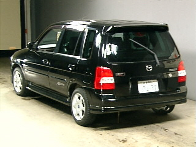 2001 Mazda Demio Photos