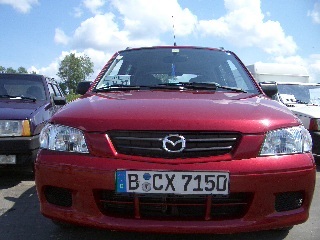 2001 Mazda Demio Pictures