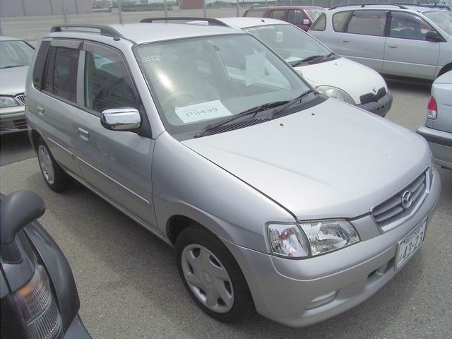 2001 Mazda Demio Wallpapers