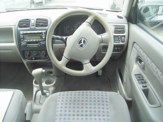 2001 Mazda Demio Pics