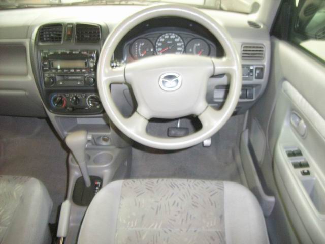 2001 Mazda Demio Pictures