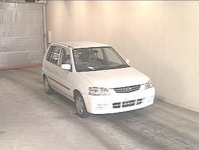 2001 Mazda Demio Pictures