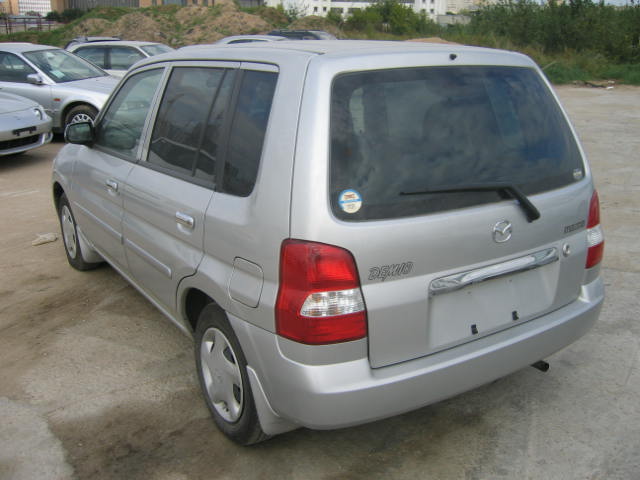 2001 Mazda Demio Pictures