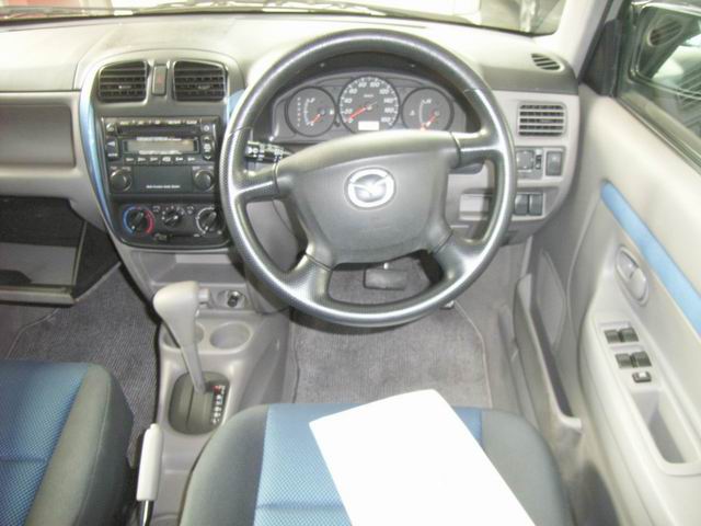 2001 Mazda Demio Images