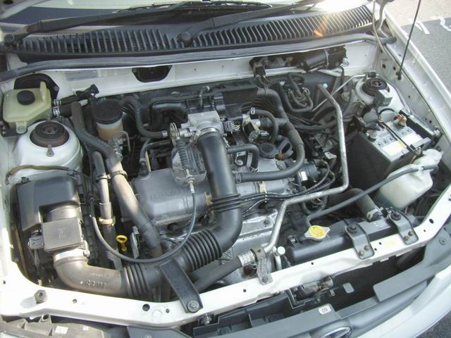 2001 Mazda Demio Pictures