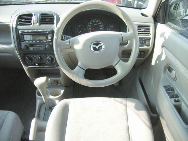 2001 Mazda Demio Pics