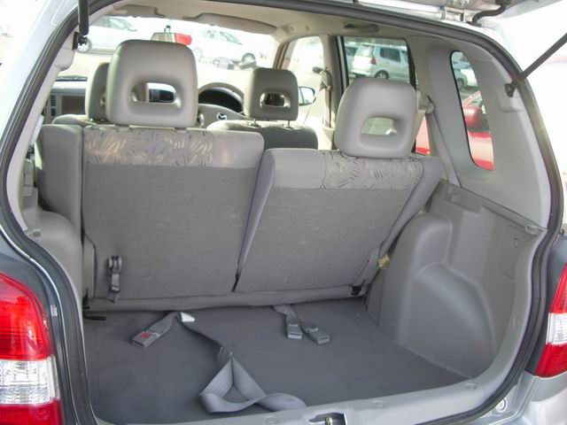 2001 Mazda Demio Photos