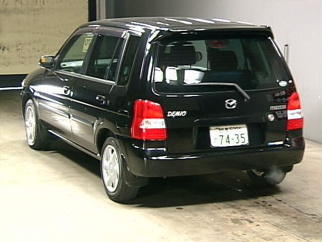 2001 Mazda Demio Photos