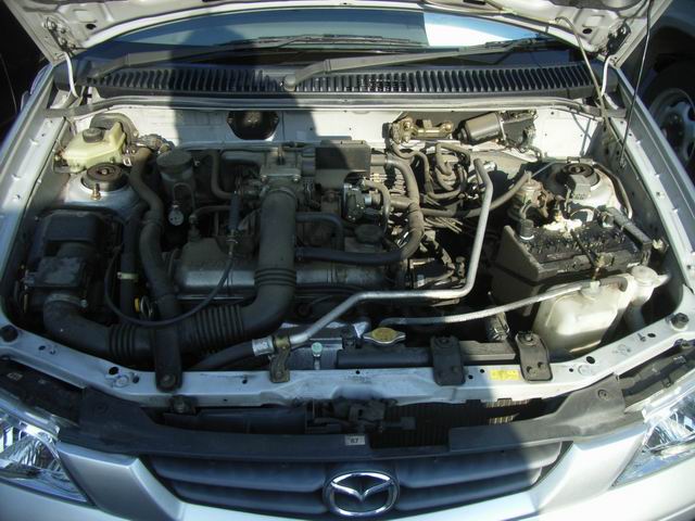 2001 Mazda Demio Pictures