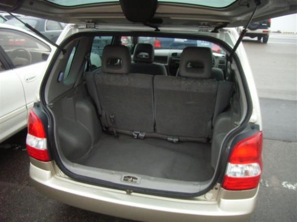 2001 Mazda Demio Pictures