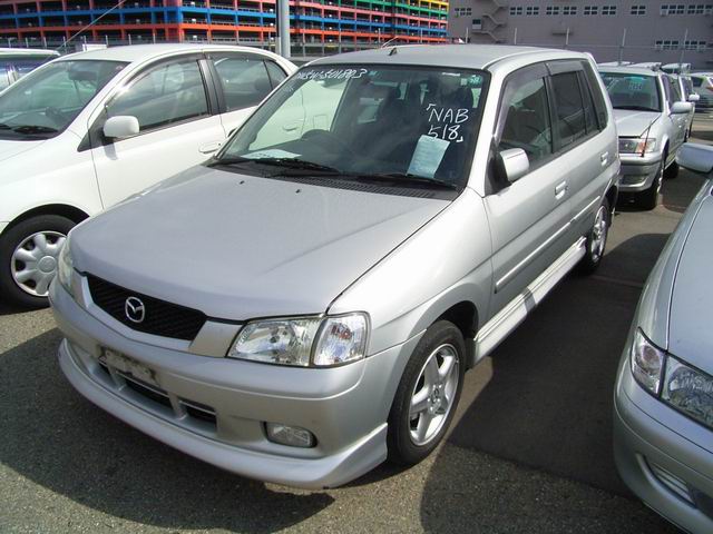 2001 Mazda Demio Images