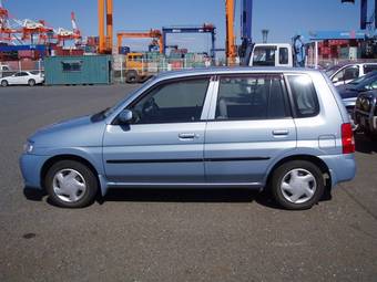 2001 Mazda Demio Pictures