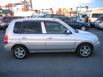 2001 Mazda Demio Pictures