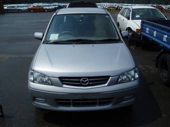 2001 Mazda Demio Pictures