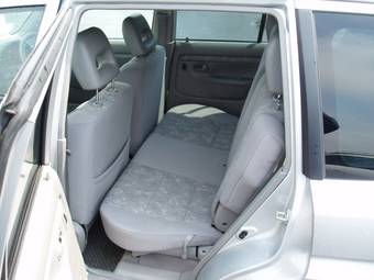 2001 Mazda Demio Wallpapers