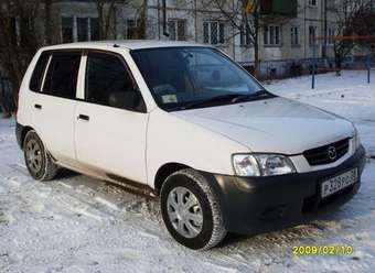 2001 Mazda Demio Pictures