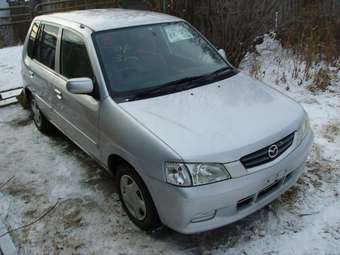 2001 Mazda Demio Pics