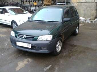 2001 Mazda Demio Pictures