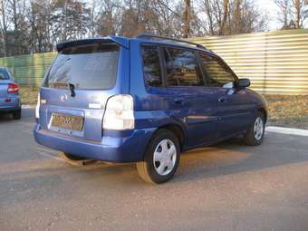 2001 Mazda Demio Pictures