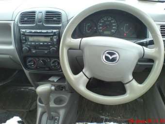 2001 Mazda Demio Photos