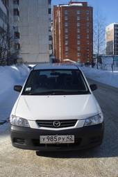 2001 Mazda Demio Photos