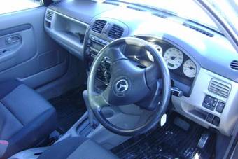 2001 Mazda Demio Images