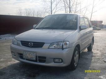 2001 Mazda Demio Photos
