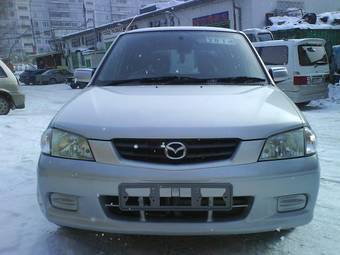 2001 Mazda Demio Photos