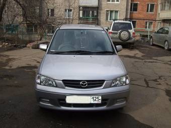 2001 Mazda Demio Photos