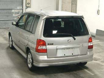 2001 Mazda Demio Photos