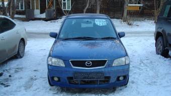 2001 Mazda Demio Photos