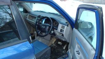 2001 Mazda Demio Photos