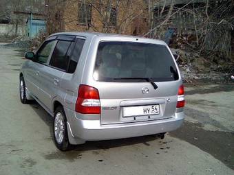 2001 Mazda Demio Images