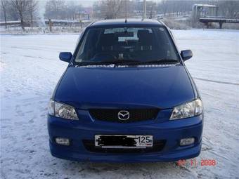 2001 Mazda Demio Photos