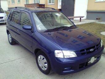 2001 Mazda Demio Images