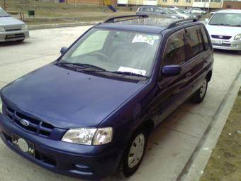 2001 Mazda Demio Pictures