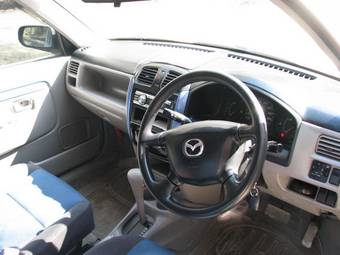 2001 Mazda Demio Photos
