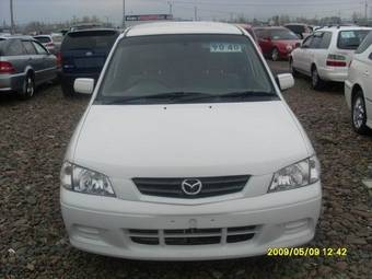 2001 Mazda Demio Photos