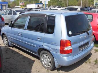 2001 Mazda Demio Images