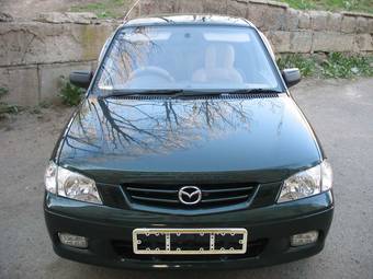 2001 Mazda Demio Pictures