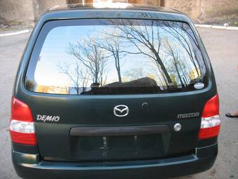 2001 Mazda Demio Wallpapers
