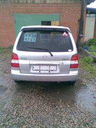 2001 Mazda Demio Pictures