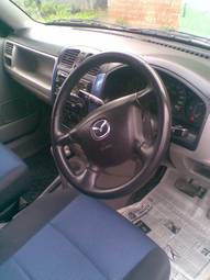 2001 Mazda Demio Photos